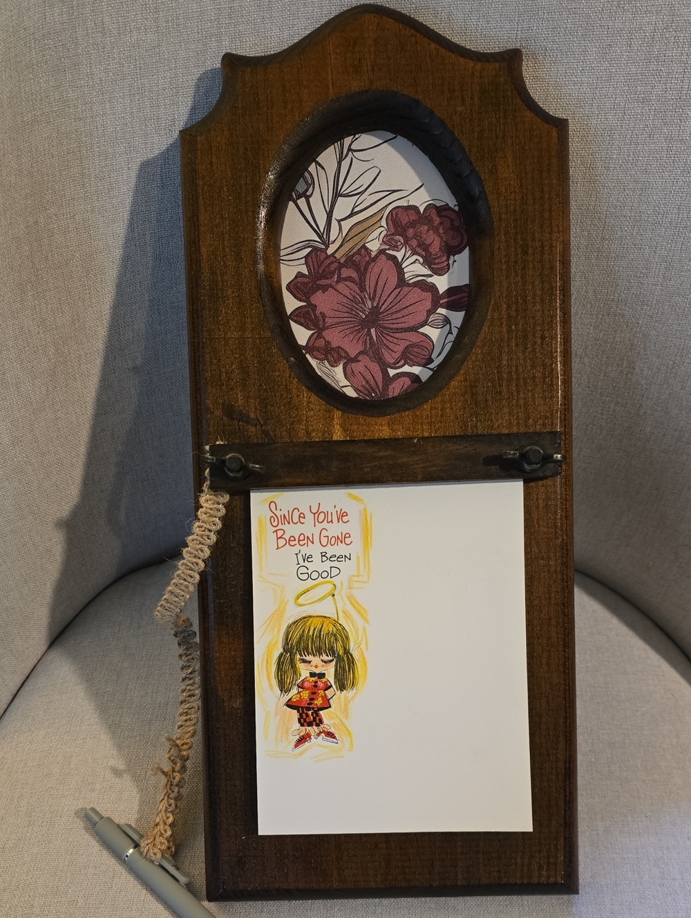 Wooden Message Board with Magenta Floral Accent - Unbranded